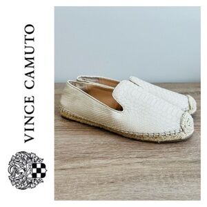 VINCE CAMUTO Cream Leather Crocodile Alligator Slip One Size 8